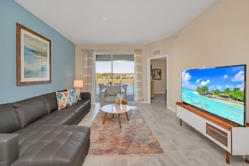 Storey Lake Resort Getaway! Free Water Park!