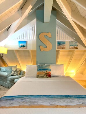 6 bedrooms, desk, iron/ironing board, free WiFi