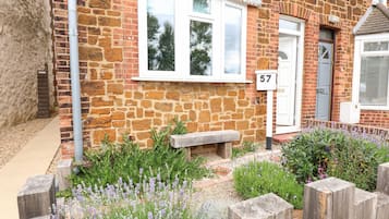 Cottage | Exterior
