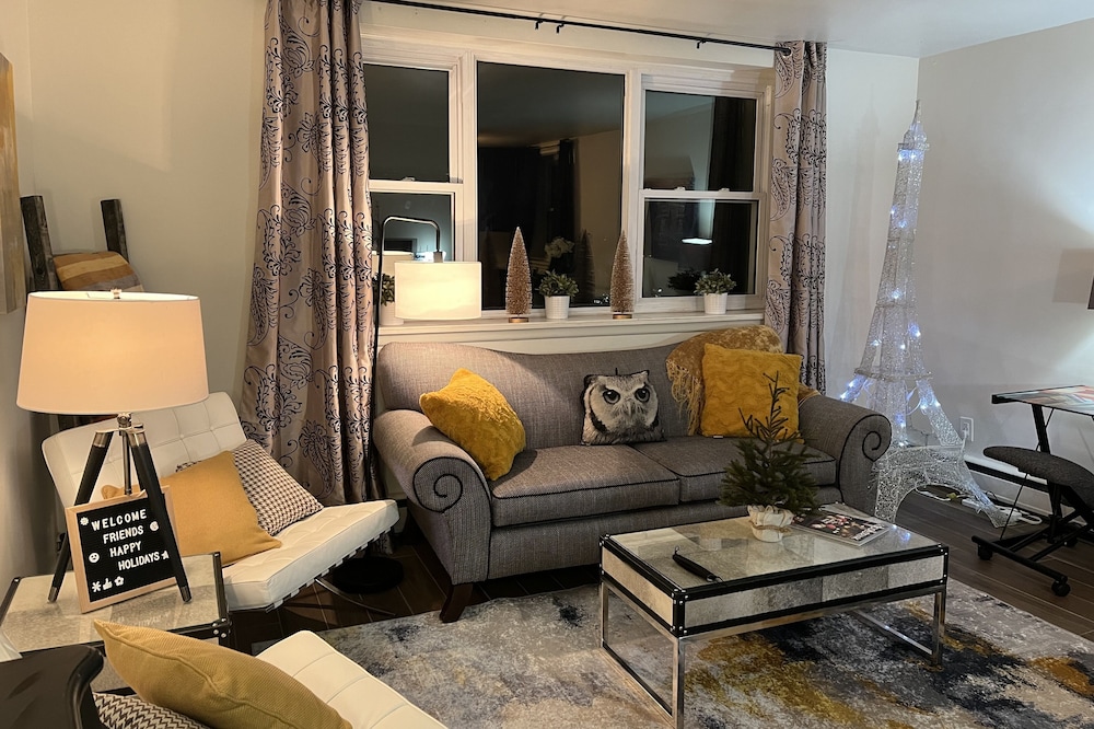 One Bedroom Suite ~ Wortley Village - London Ontario