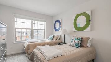 3 sovrum, strykjÀrn/strykbrÀda, wi-fi och sÀngklÀder