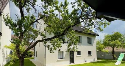 Pleasant house with garage