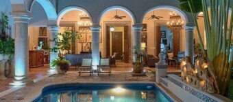 Casa La Perlita - Large Luxury Colonial in Centro - Garden, Gazebo, Big Pool ❤️