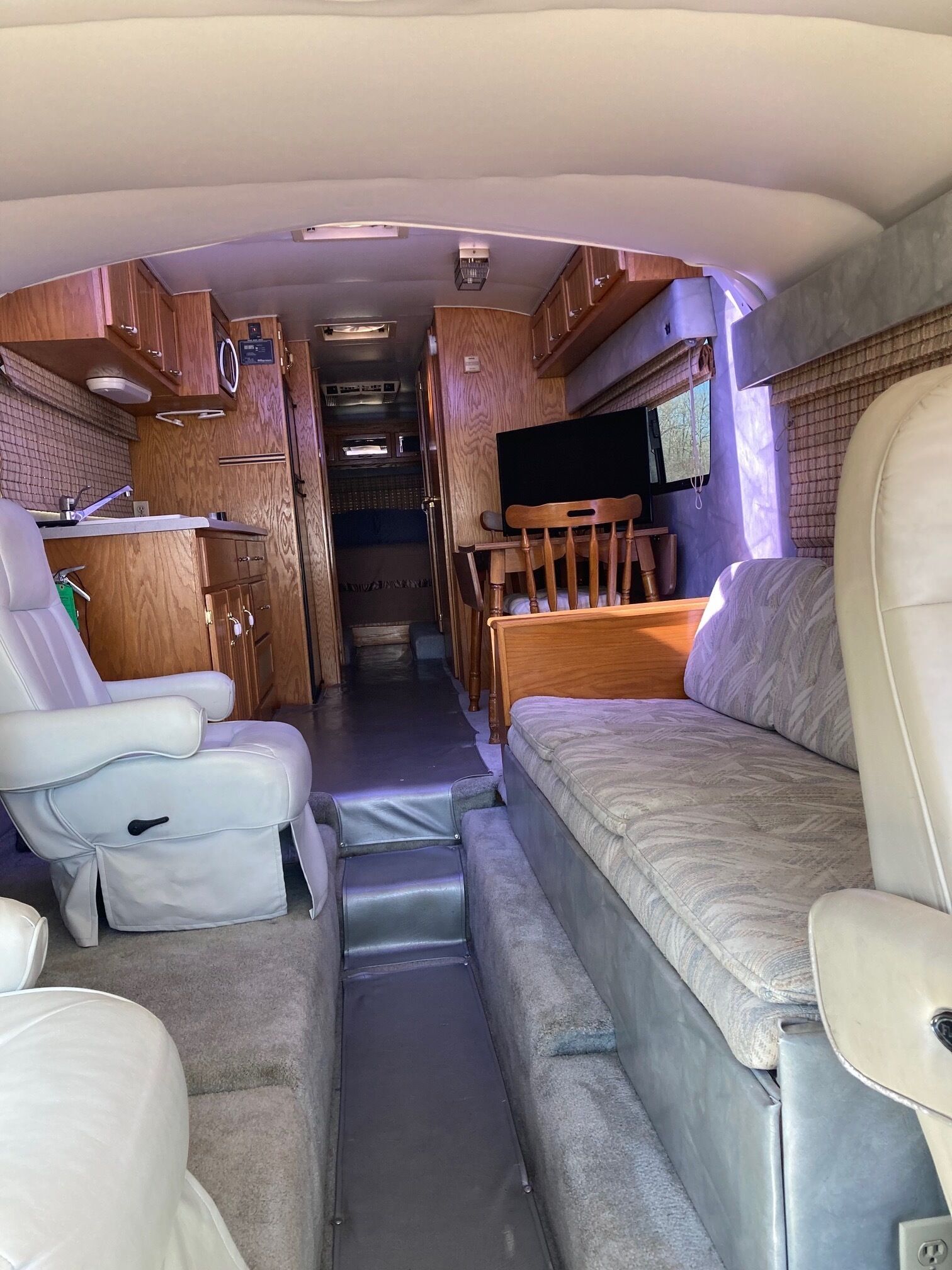 Located next to the Arkansas River just below Stouts Point Petit Jean Grave Site