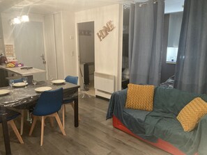 Interior - Studio sur la Neste" in downtown Arreau (Arreau)