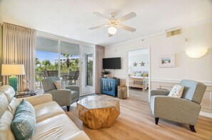 Living area - Beach time! Destin West Condo Pelican 303 (Fort Walton Beach)