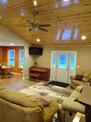 TV connectée, cheminée