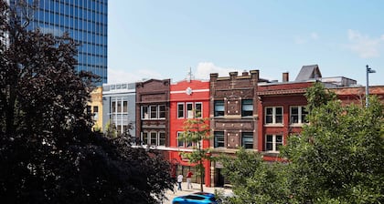 Perfect downtown apartment for short and long-term stays!