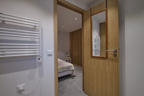 1 chambre, lit parapluie, accès pour personnes à mobilité réduite