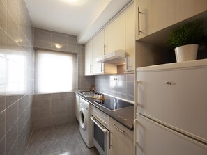 Microwave, coffee/tea maker, toaster