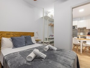 1 bedroom, Internet, bed sheets - HOMEABOUT CERVANTES APARTMENT 21 (1BR 1BT) (Malaga)