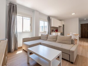 TV - HOMEABOUT LA MERCED APARTMENT 23 (1BR 1BT) (Malaga)