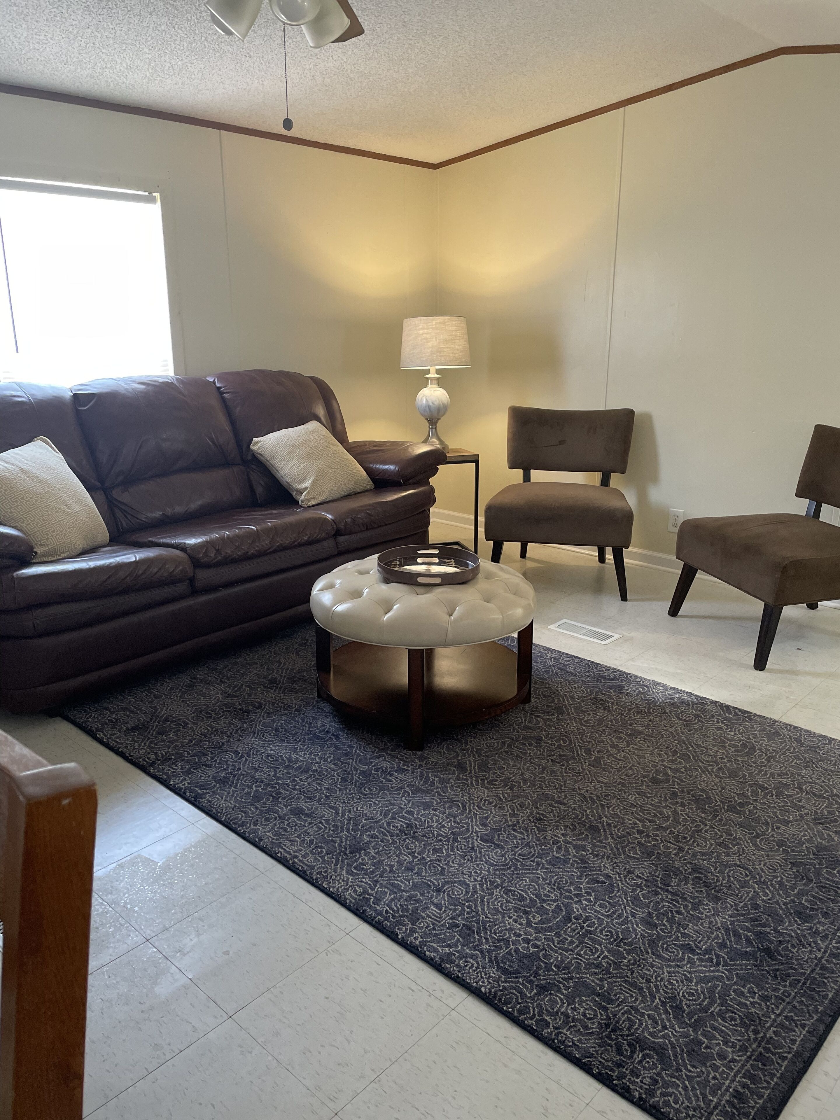 Pet friendly 2/2 Steps to bay, Tyndall Crash Pad. East St. Andrews Bay access.