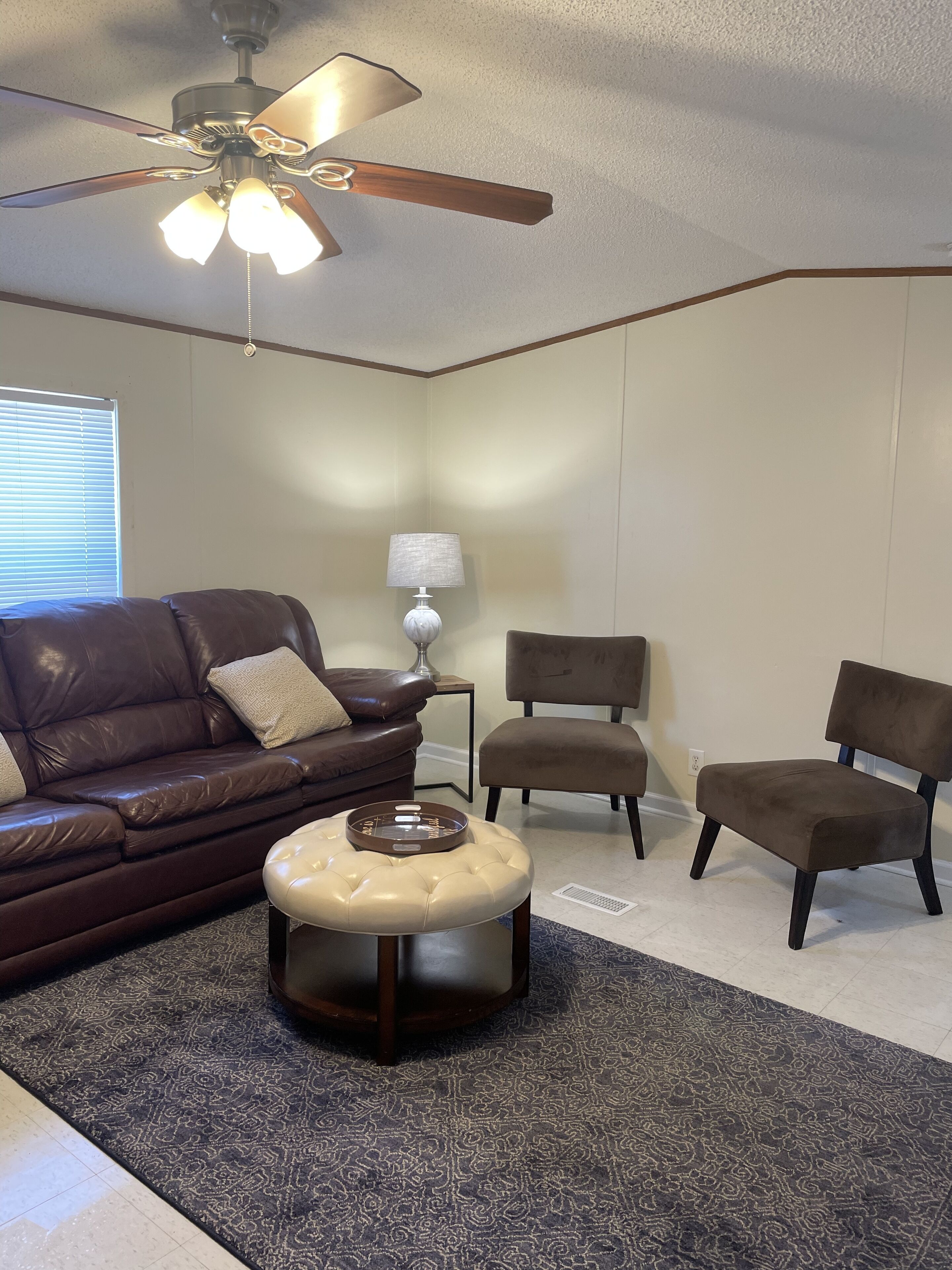 Pet friendly 2/2 Steps to bay, Tyndall Crash Pad. East St. Andrews Bay access.