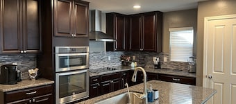 Desert Oasis 3 Bedroom in the Heart of Gilbert