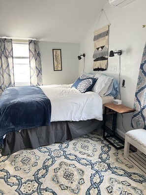 2 間睡房、熨斗/熨衫板、可攜式嬰兒床、免費 Wi-Fi