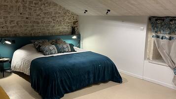 1 chambre, bureau, fer et planche Ă repasser, Wi-Fi gratuit