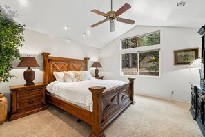 3 habitaciones, tabla de planchar con plancha, cuna de viaje y wifi 