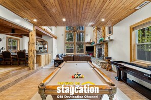Games room - Snow Summit Bike Ski Estate | Family Friendly (Big Bear Lake)