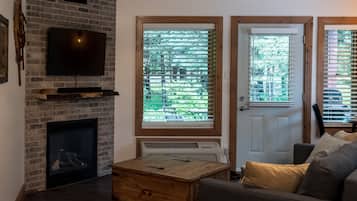 TV connectée, cheminée