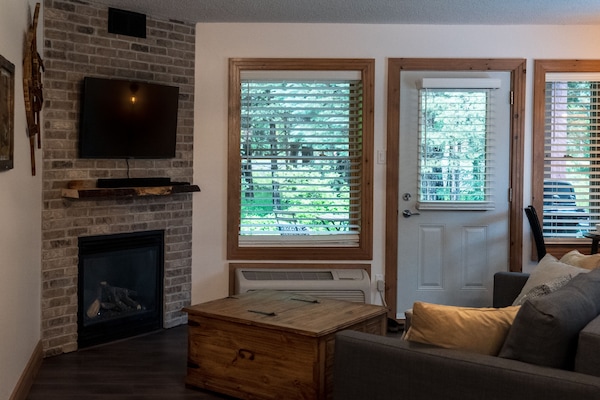 Smart-tv en een open haard