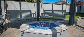 Palmer House, Studio 3, Cozy Studio for 2 Downtown! Local Golfing 50% Off!