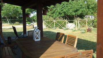 BBQ/picnic area