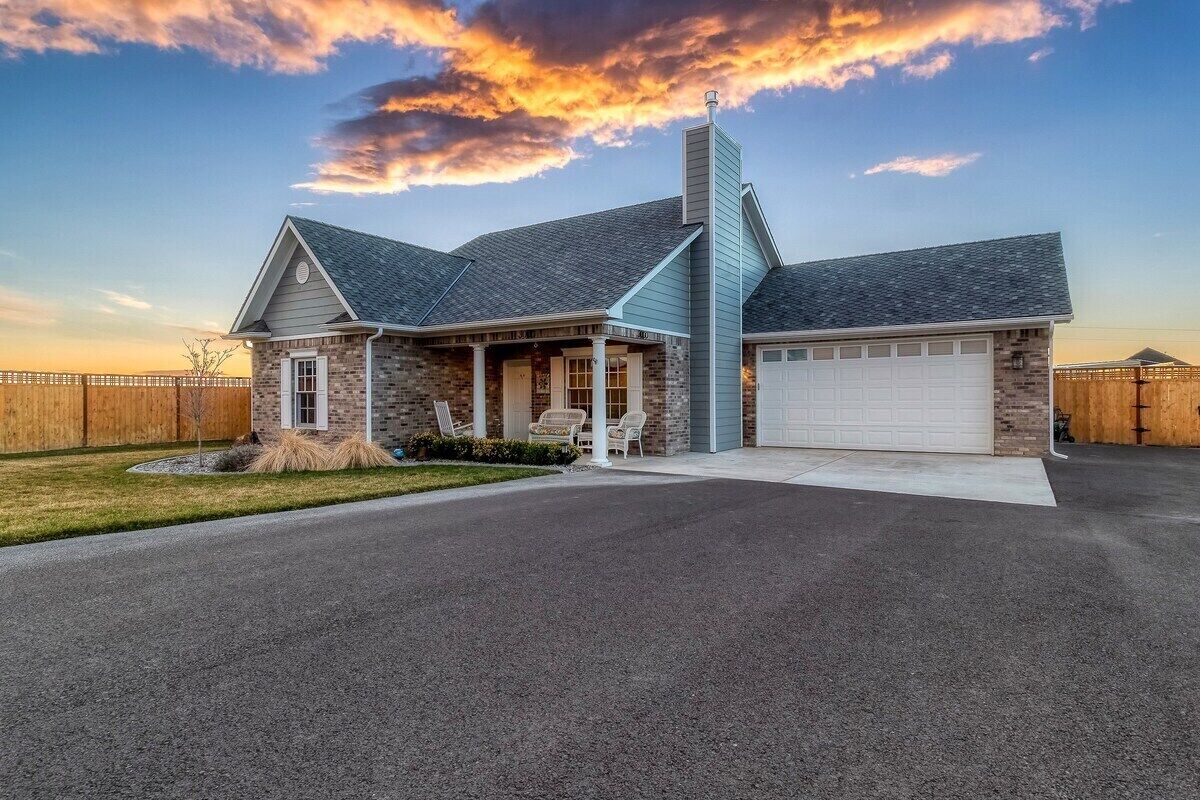 Blue Mountain Bungalow - Country Living near town