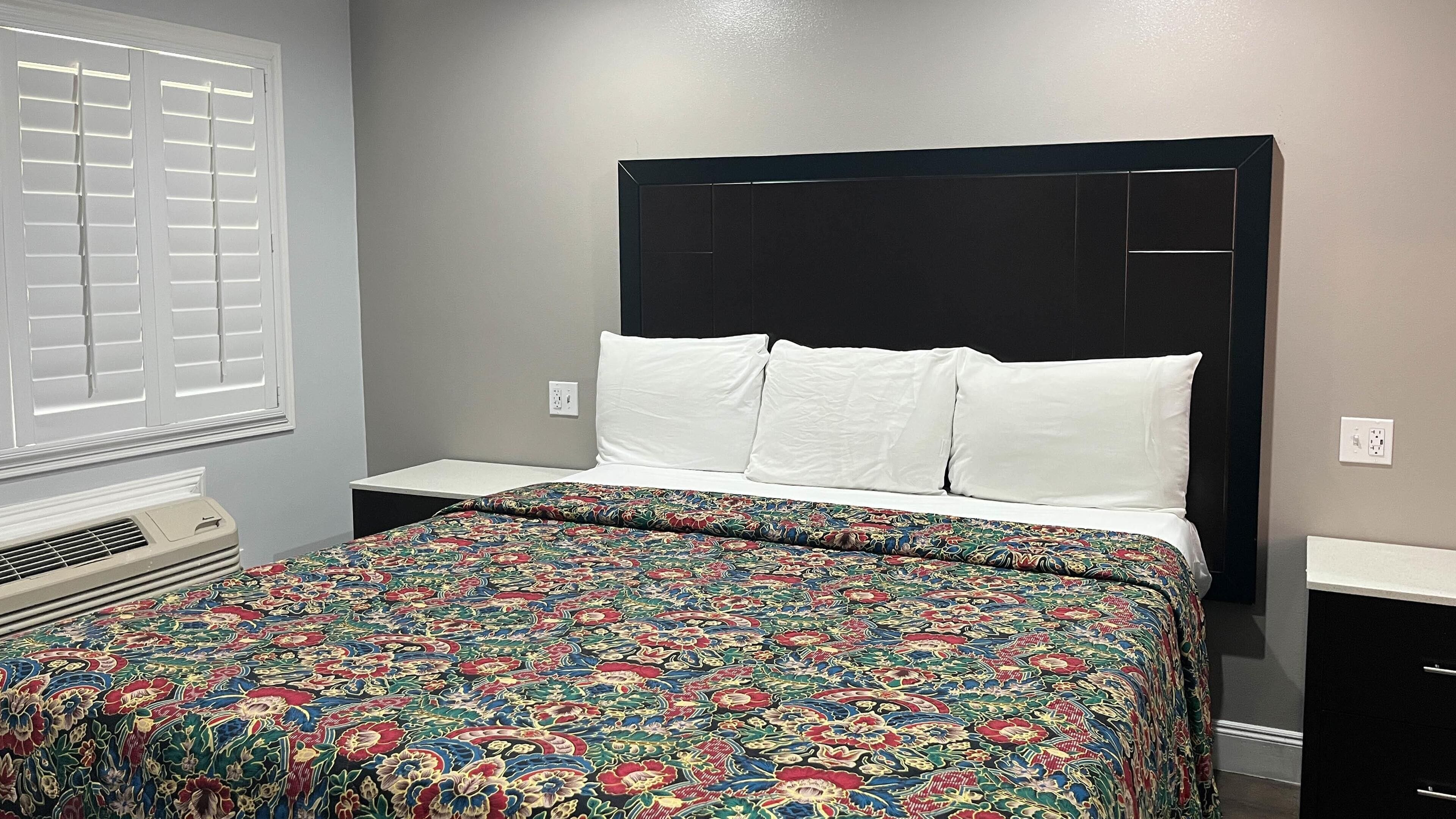 Egyptian cotton sheets, premium bedding, down comforters