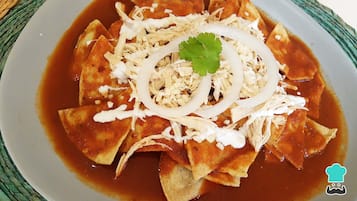 Daily cooked-to-order breakfast (MXN 100 per person)