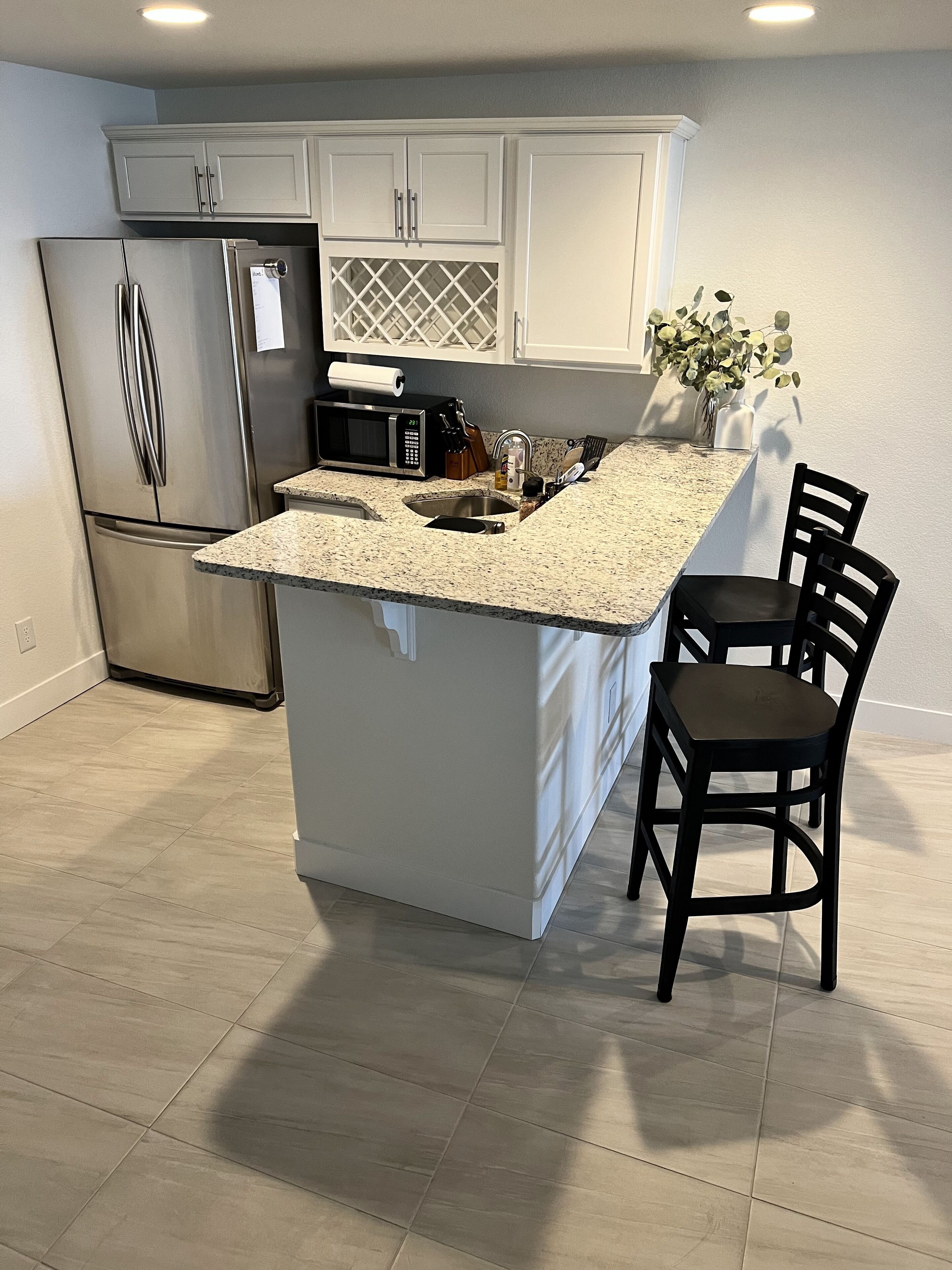 Modern farm 2b 2b  Walkout Basement Apartment - Falcon , CO