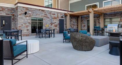 Homewood Suites by Hilton Oak Creek Milwaukee