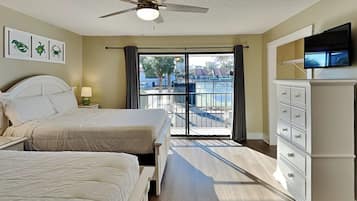 Kondominium, Beberapa Tempat Tidur, balkon (Villa 2412 - No Pets) | 2 kamar tidur dan didekorasi berbeda-beda