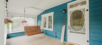 Turnkey 5BD 4BA entire house fully furnished and fast Wi-Fi for extended stays