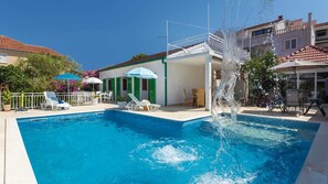 Outdoor pool, a heated pool - 10bedshouse (Supetar)