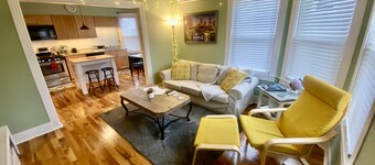 ⭐The Rhody Retreat⭐ Minutes from Downtown ⭐Modern, Spacious, Highly Rated!!!⭐