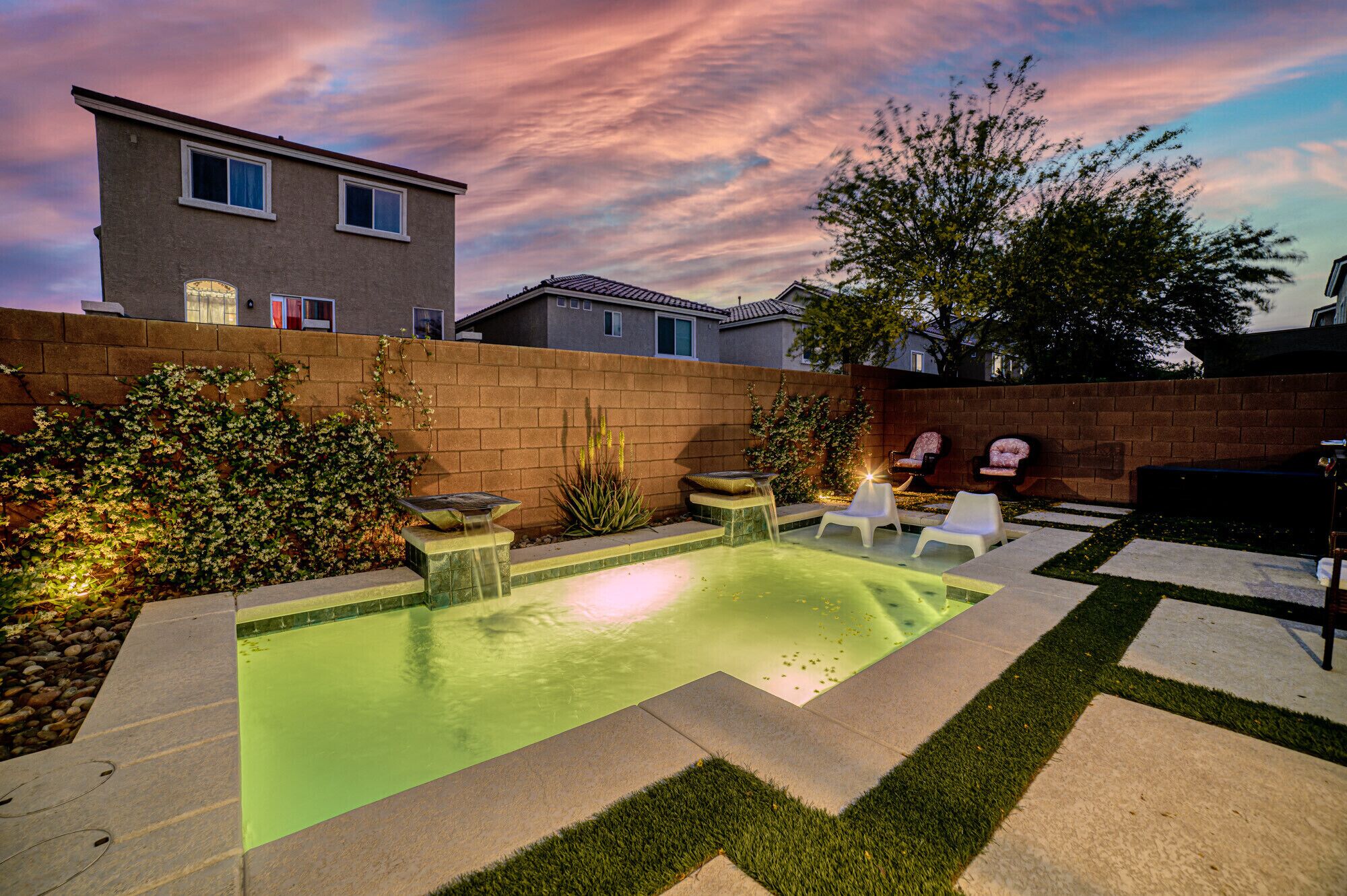 Newer 4 bedroom home with pool