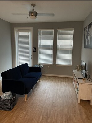 Interior - Near Seaworld Perfect NEW condo (Orlando)