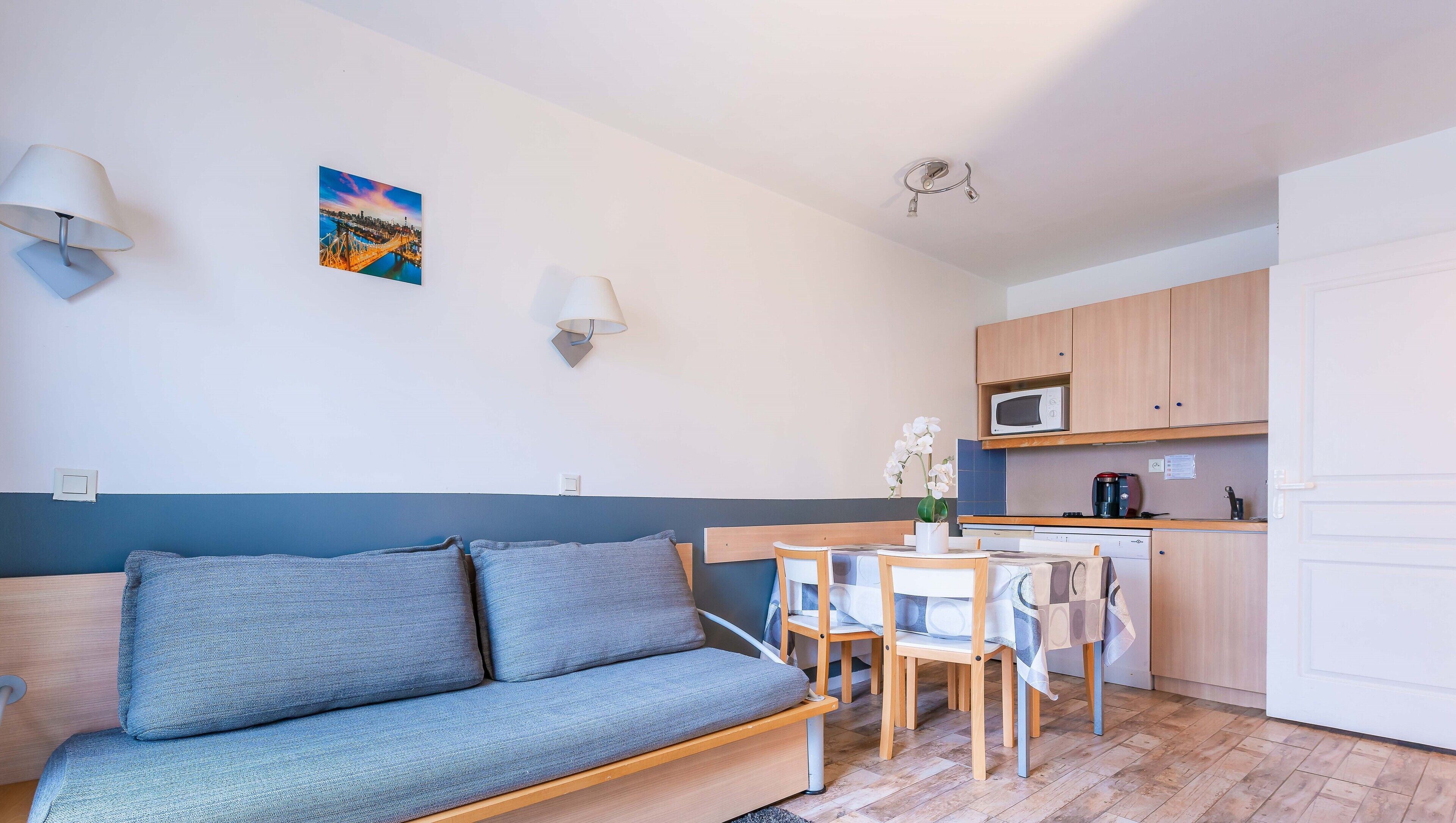 Apartment near Disneyland, Val d'Europe, Paris with shuttle #1