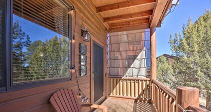 Near Lake & Trails: Show Low Condo w/ Grill!