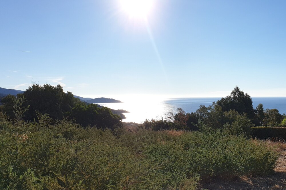 Magnificent Sea View, Villa for 2 or 3 people