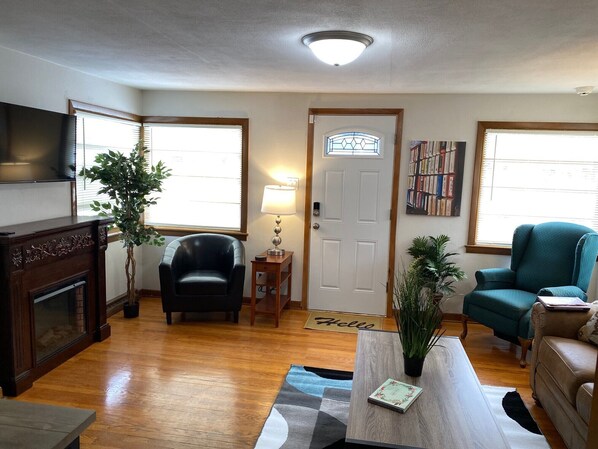 Smart TV, fireplace, video games, video library