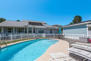House, 5 Bedrooms | Pool | Outdoor pool - Pineapple Cabana by Bliss Beach Rentals (Destin)