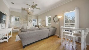 House, 4 Bedrooms | Living area - Hidden Gem Escape by Five Star Properties (Miramar Beach)
