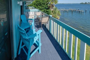 Property grounds - Panoramic bay views!  3-minute walk to beach! (Bradenton Beach)