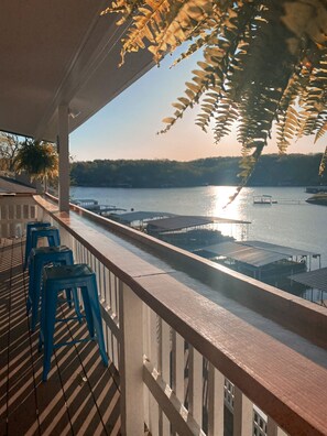 Property grounds - The Blue Bungalow - Private Dock/Quiet Cove - 3Bedroom/2 Bath (Linn Creek)