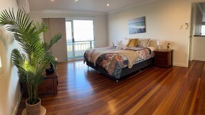 5 室のベッドルーム、ベッドシーツ