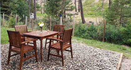 Lone Wolf Lodge - in Wallowa-Whitman Nat`l Forest