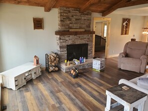 Smart TV, fireplace, DVD player