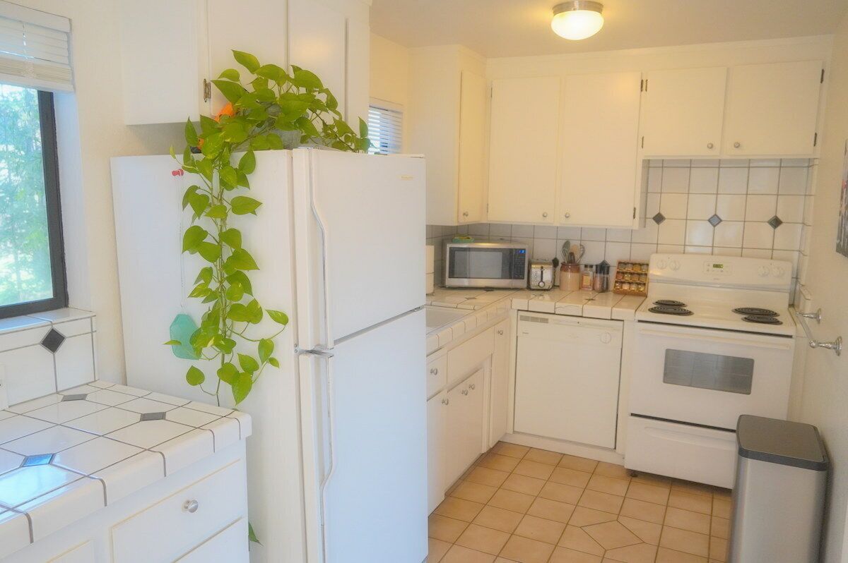 Comfy 2 bedroom Casita on our family farm